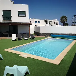 Antonia Сasa de vacaciones